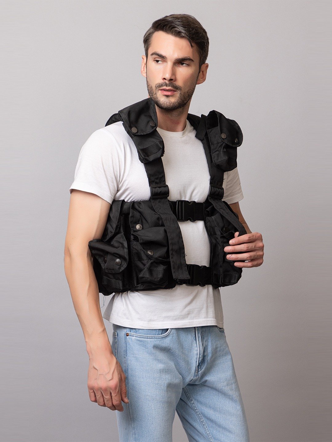SEVEN POCKET TACTICAL CARRIER RIG - Image 4